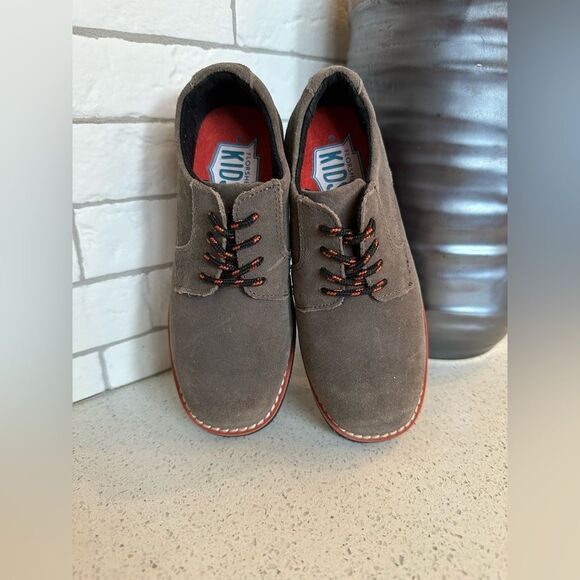 Florsheim Leather Dress Shoe - Picture 1 of 5
